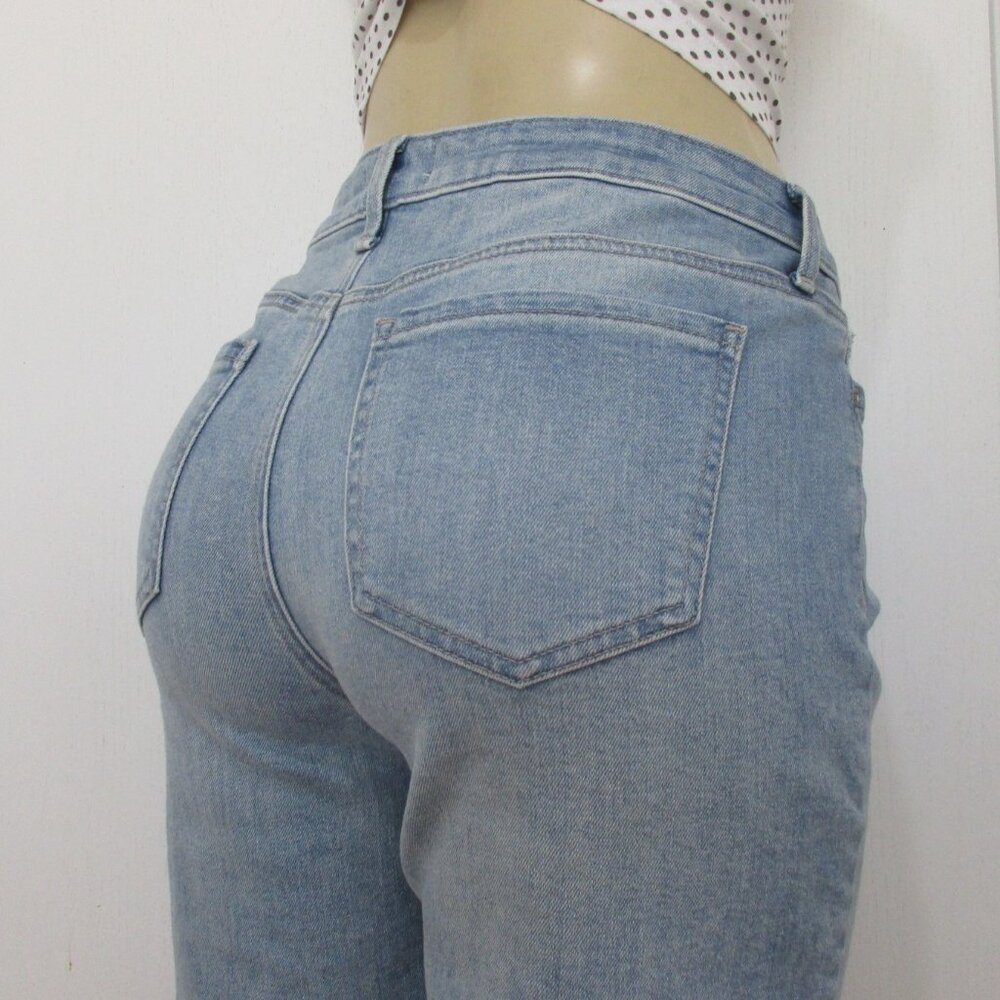 NYDJ Jean Shorts Size 6 Lift Tuck Bermuda Denim EUC